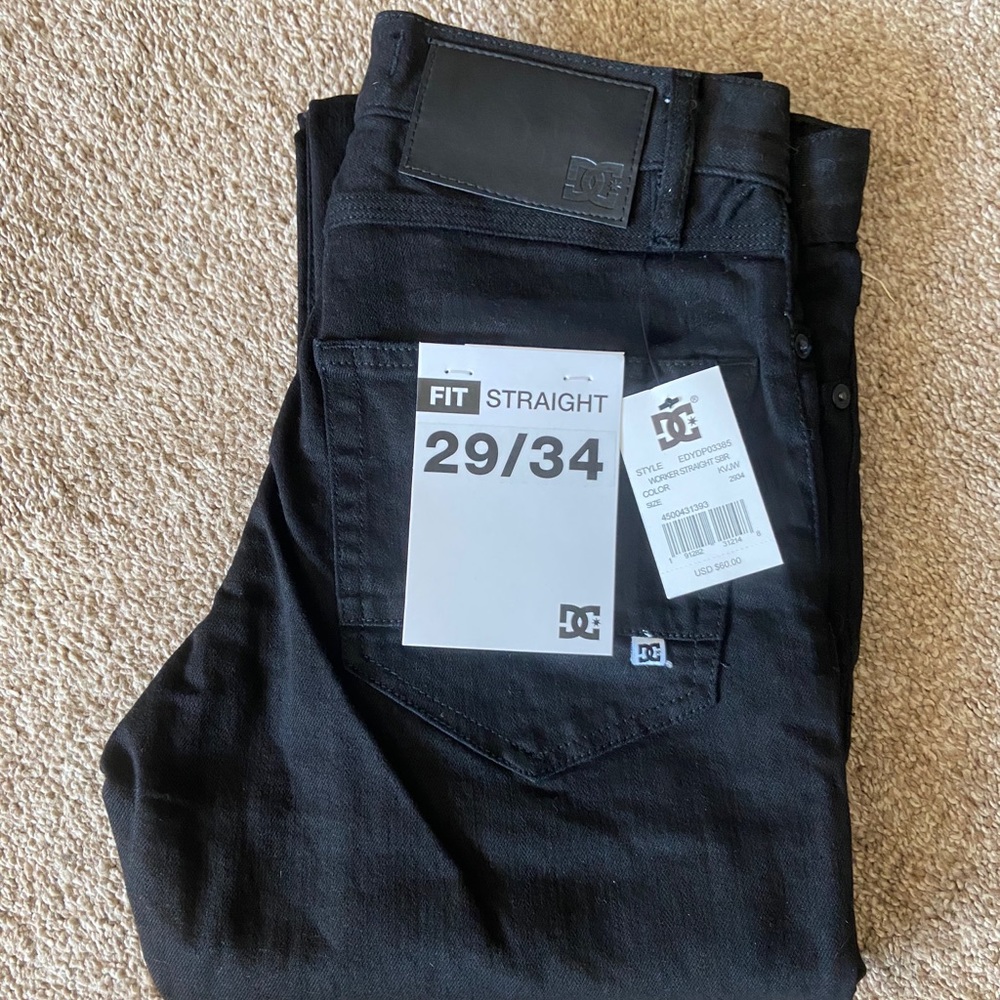 NWT DC Black Worker Jeans straight fit 29/34